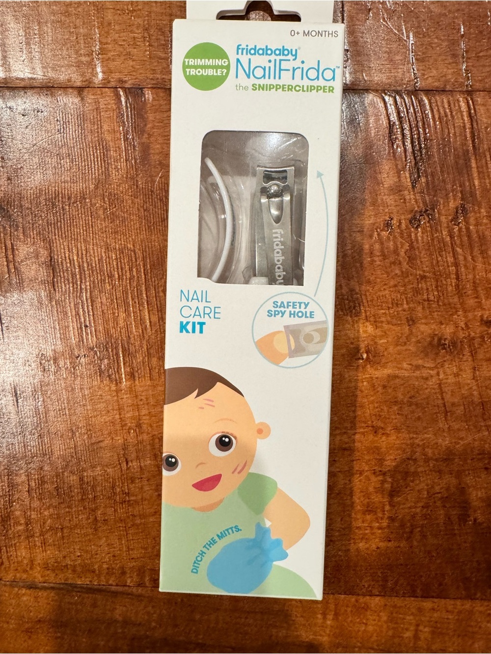NailFrida SnipperClipper Baby Nail Care Kit - White & Green